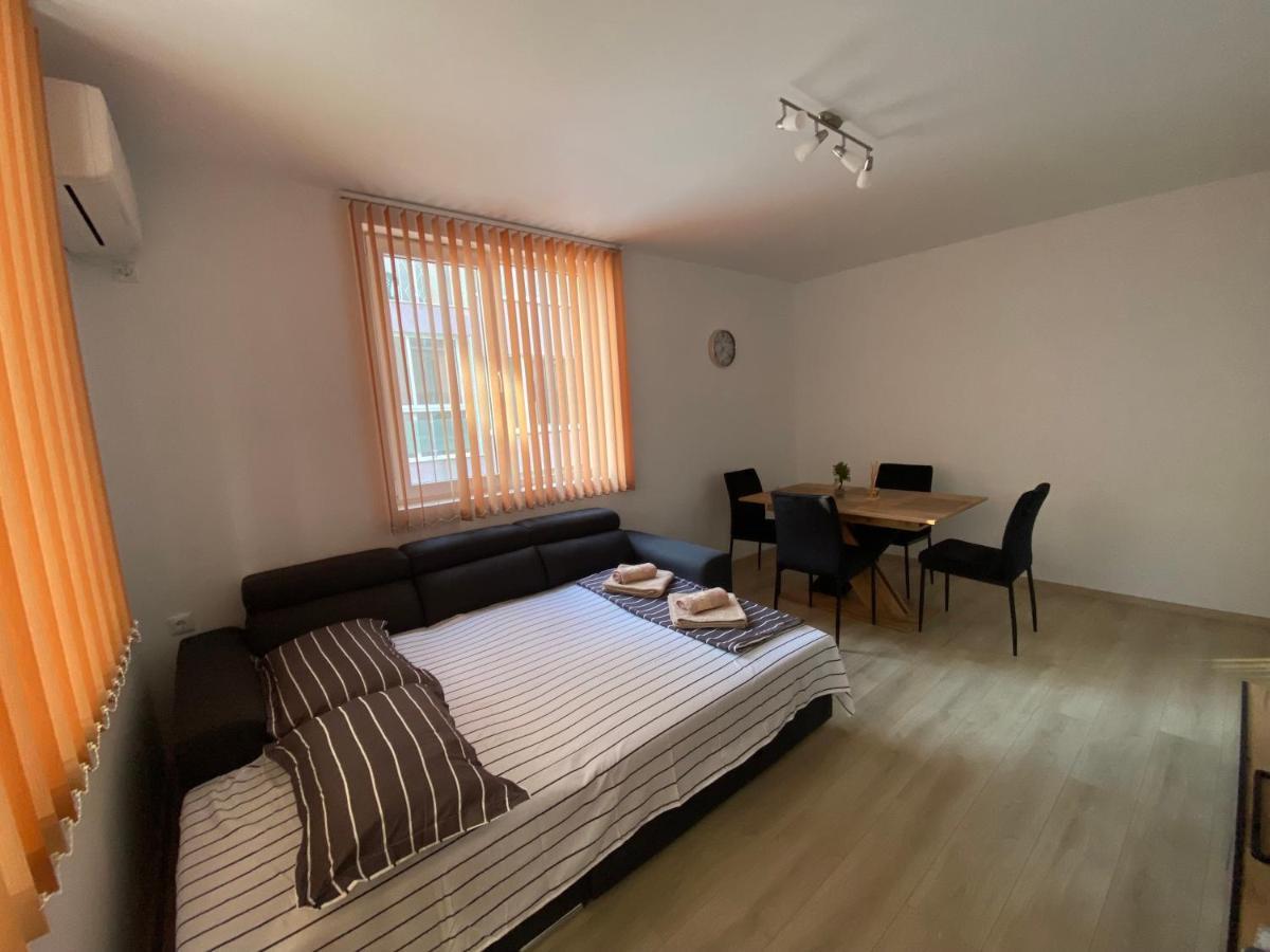 Apartamenti Eli Pomorie Exterior foto